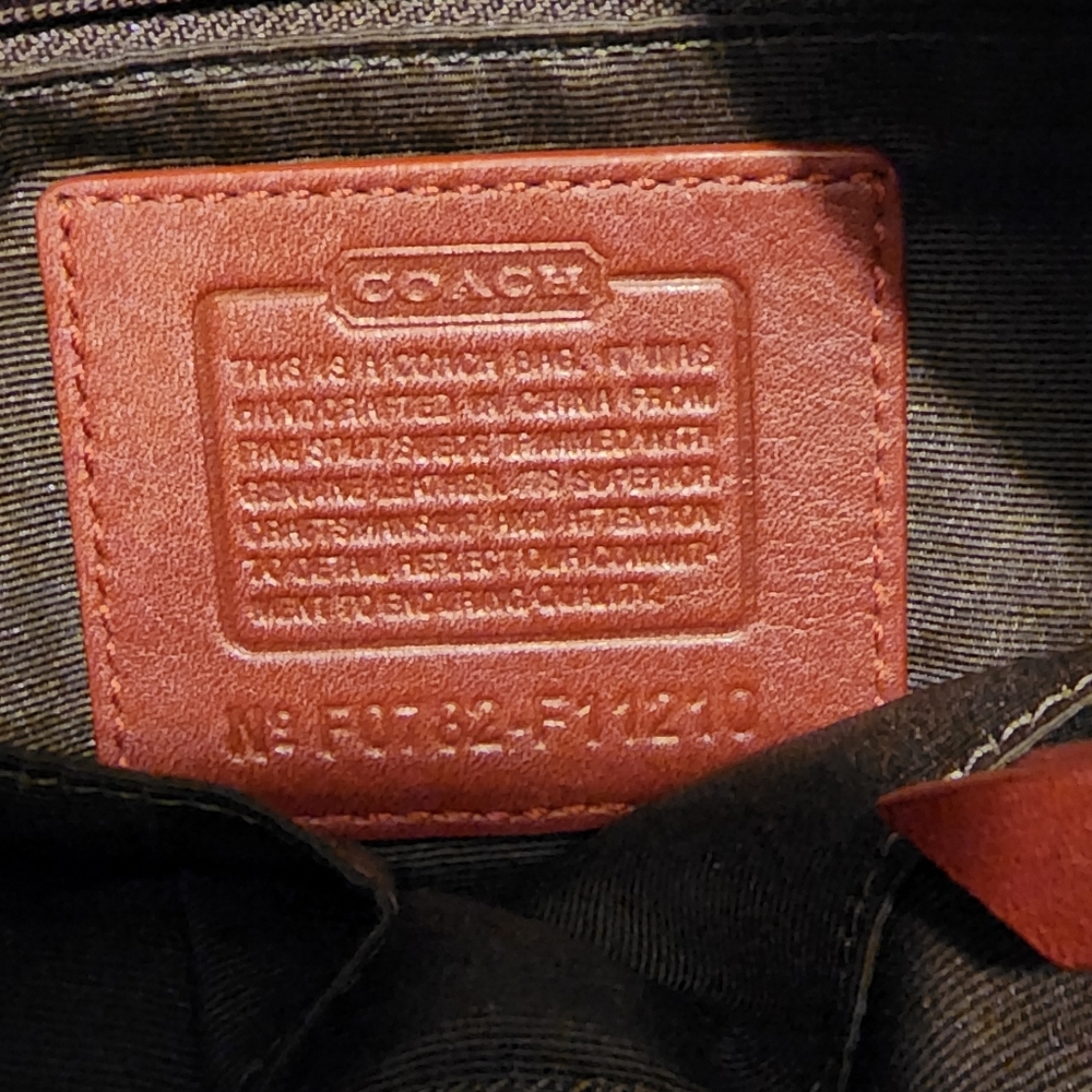 Coach purse - Picture 5 of 5